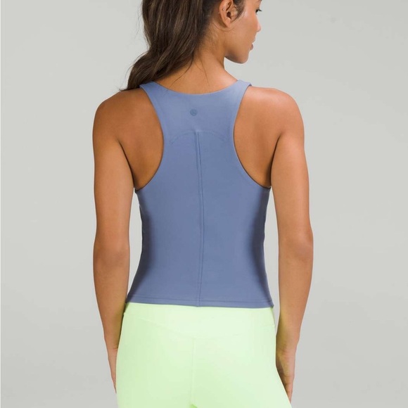 lululemon athletica Tops - Lululemon InStill Tank Top Water Drop Yoga Shelf Bra Padding Lycra Stretch Sz 4